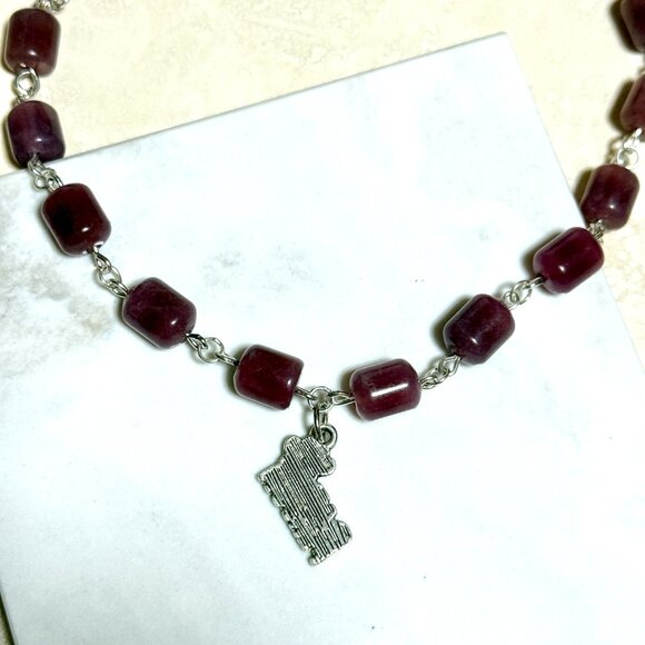 Genuine Magenta Chalcedony Short Necklace, Gemstone & Cat Person Paw Print Charm - Picture 6 of 14